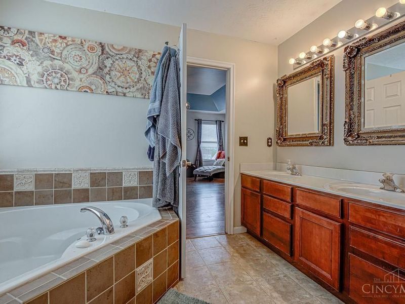 2691 Apex Court, Fairfield Twp, OH 45011 Photo 25