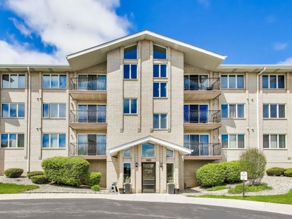 9750 Koch Court , Unit 2F, Orland Park, IL 60467