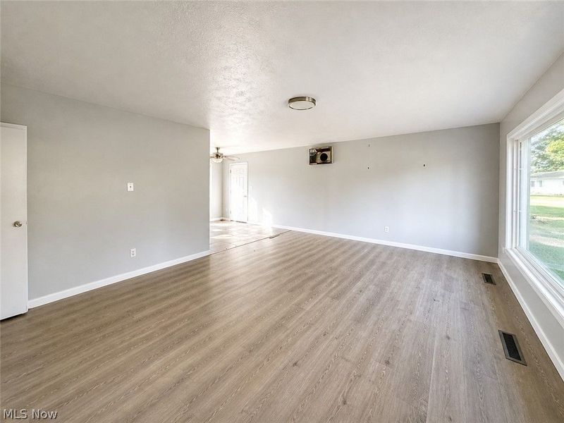 6294 Randolph Road, Bedford Heights, OH 44146 Photo 6