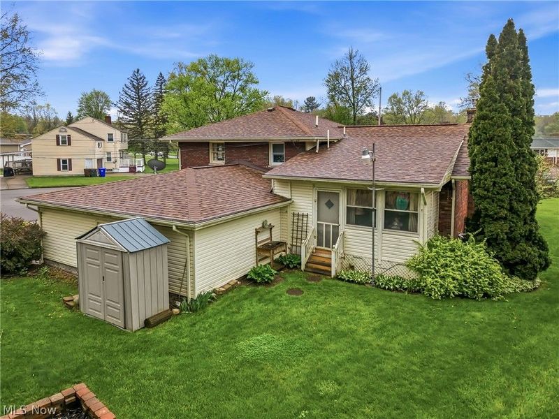 3441 Bentwillow Lane, Youngstown, OH 44511 Photo 3