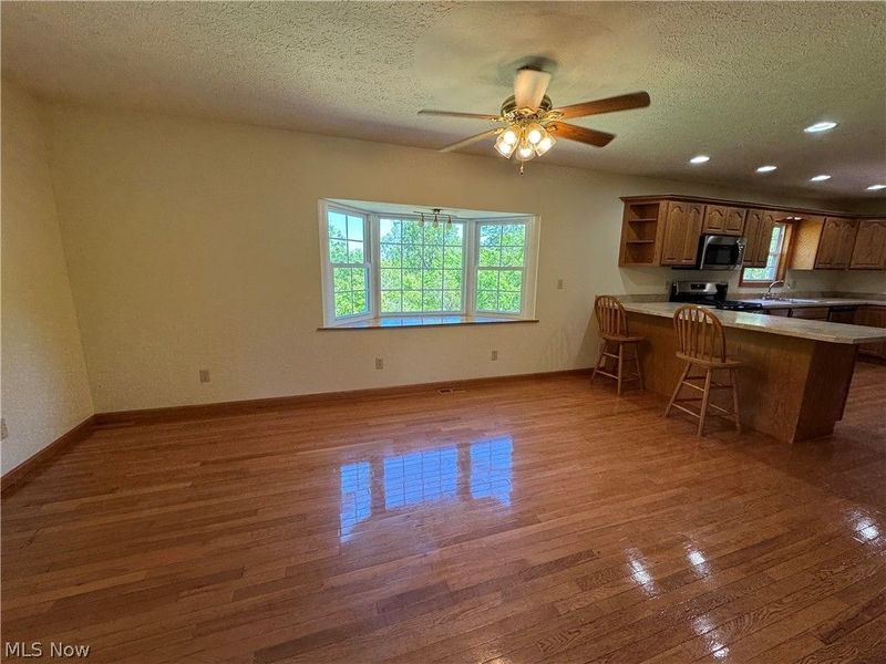 445 Calder Ridge Road , Belpre, OH 45714 Photo 9