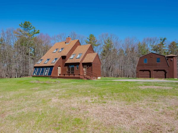 31 Sid Hall Drive, North Berwick, ME 03906