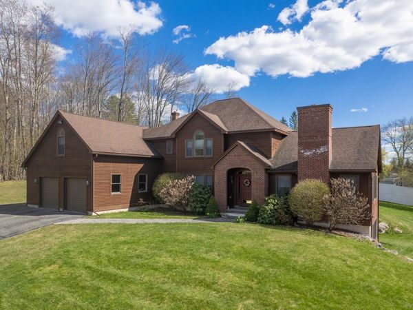 10 Upland Drive, Rutland City, VT 05701