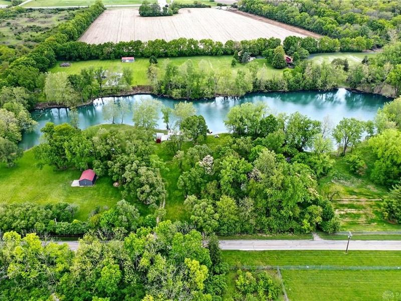 3889 Powell Road, Huber Heights, OH 45424 Photo 8
