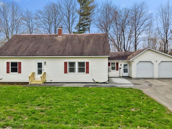 21 Goodwin Street , Newport, ME 04953