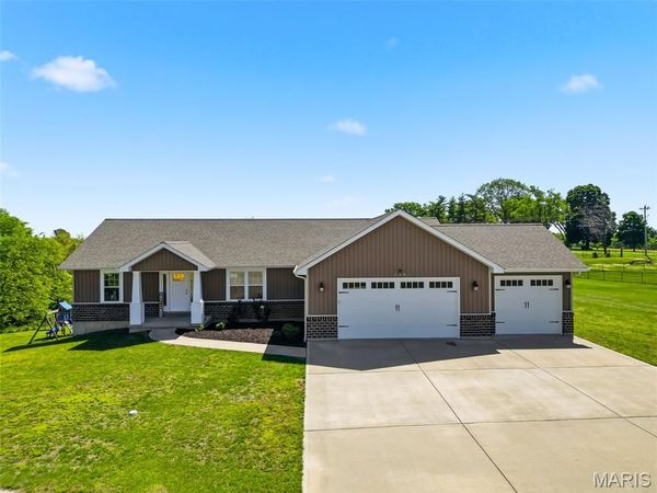 150 Moore Estates Drive, Troy, MO 63379