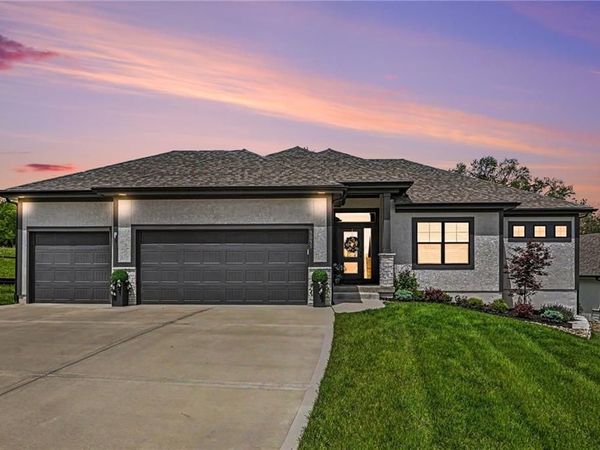 5055 NW Linder Lane, Riverside, MO 64150