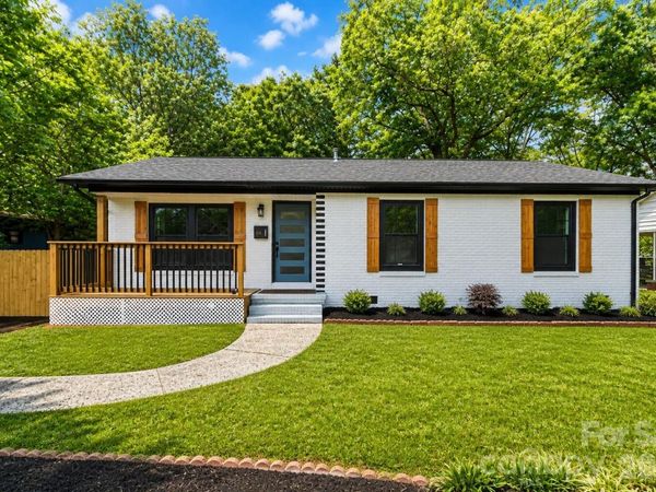 1519 Briarfield Drive , Charlotte, NC 28205