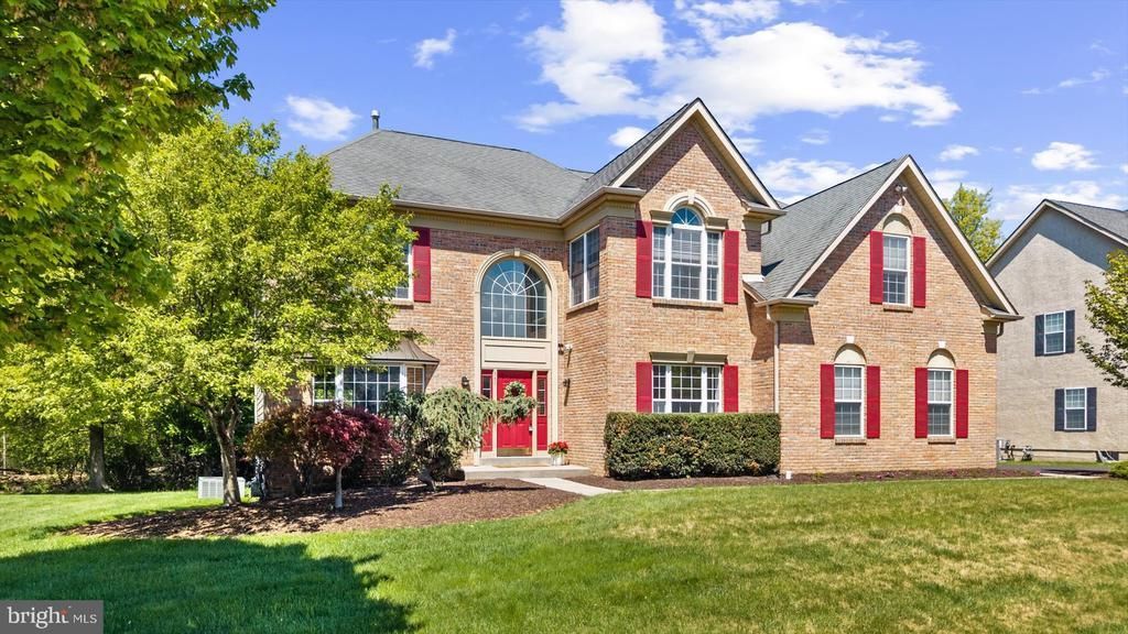 111 CHESWICK DRIVE, NORTH WALES, PA 19454