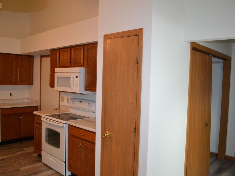 5866 Oldham Drive, Unit unit 4, Springfield, OH 45503 Photo 17