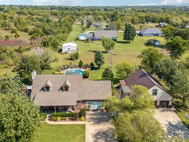 12225 N 194th East Avenue, Collinsville, OK 74021