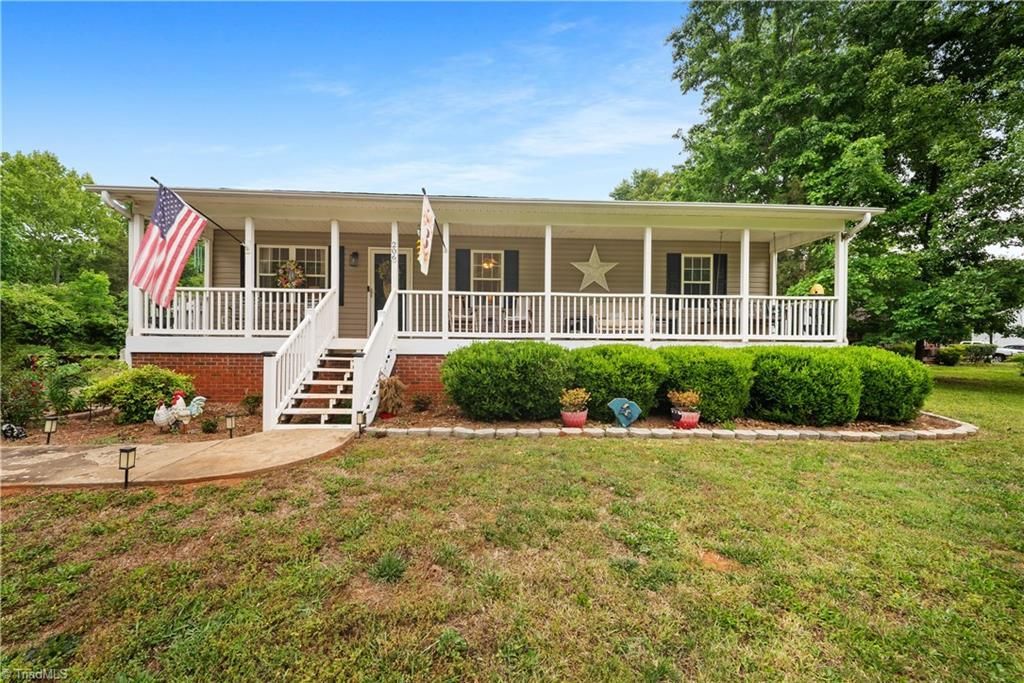 206 Old Camp Road, Denton, NC 27239 Main Photo