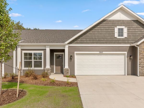 2843 W Cobblestone Court SE, Unit 18, Kentwood, MI 49512