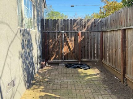 2155 Meadowlark Ln, Sacramento, CA 95821 Photo