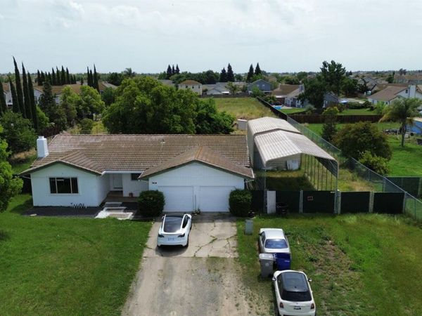 7818 Jacinto Rd, Elk Grove, CA 95758