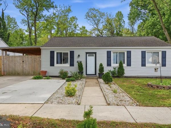1715 SAUNDERS WAY , GLEN BURNIE, MD 21061