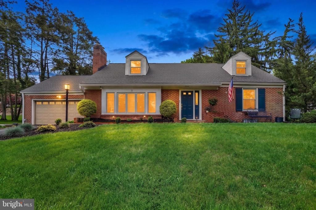 790 SPRING LANE, YORK, PA 17403