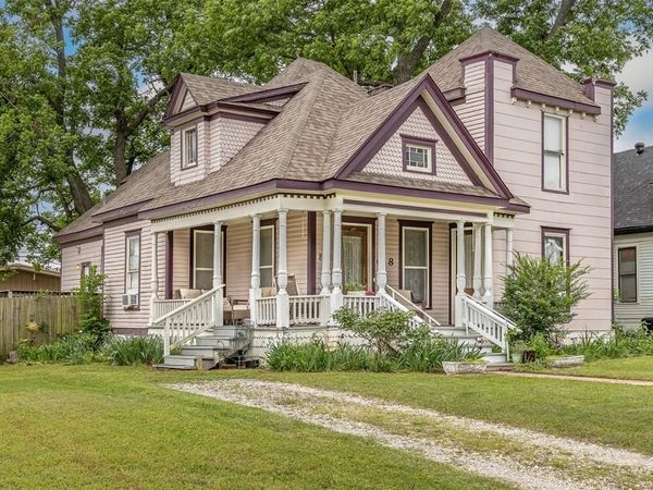618 W Chestnut Street , Denison, TX 75020