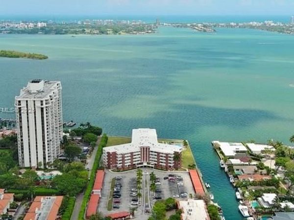 1700 NE 105th , Unit 408, Miami Shores, FL 33138