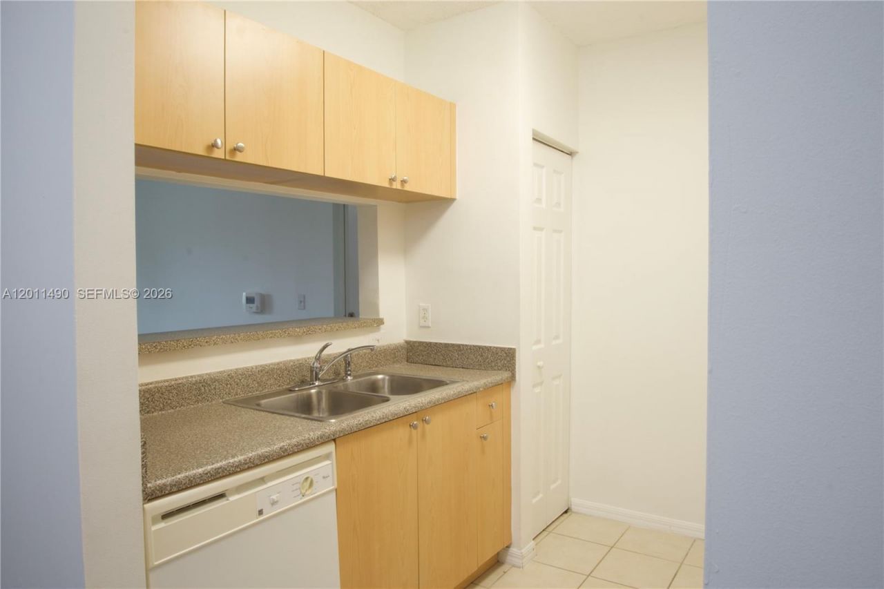 2440 E Preserve Way , Unit 102, Miramar, FL 33025 Photo