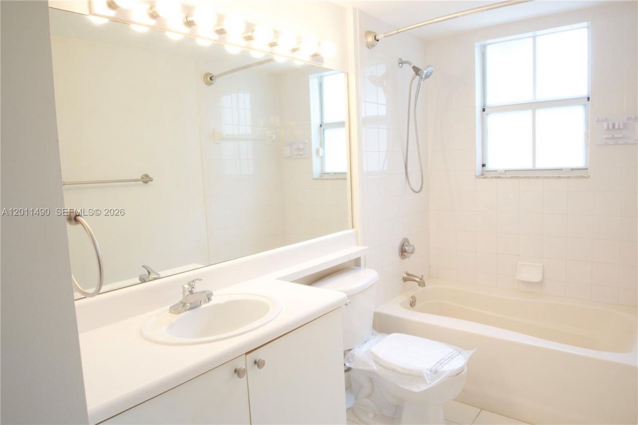 2440 E Preserve Way , Unit 102, Miramar, FL 33025 Photo