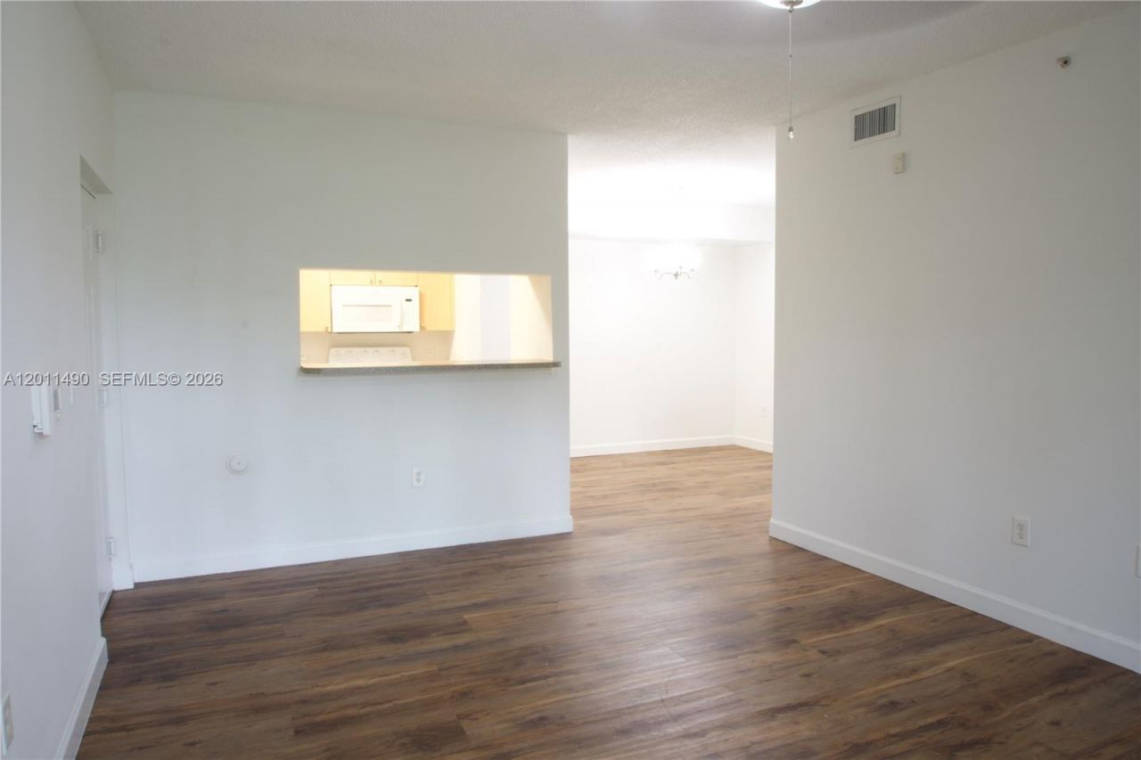 2440 E Preserve Way , Unit 102, Miramar, FL 33025 Photo