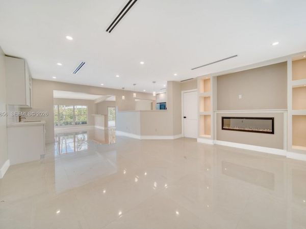 15730 SW 87th Ct , Palmetto Bay, FL 33157