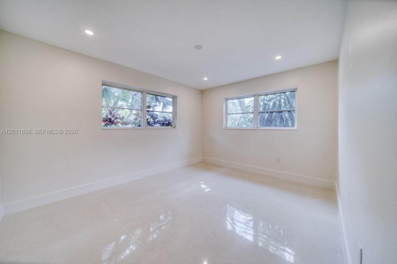 15730 SW 87th Ct , Palmetto Bay, FL 33157 Photo