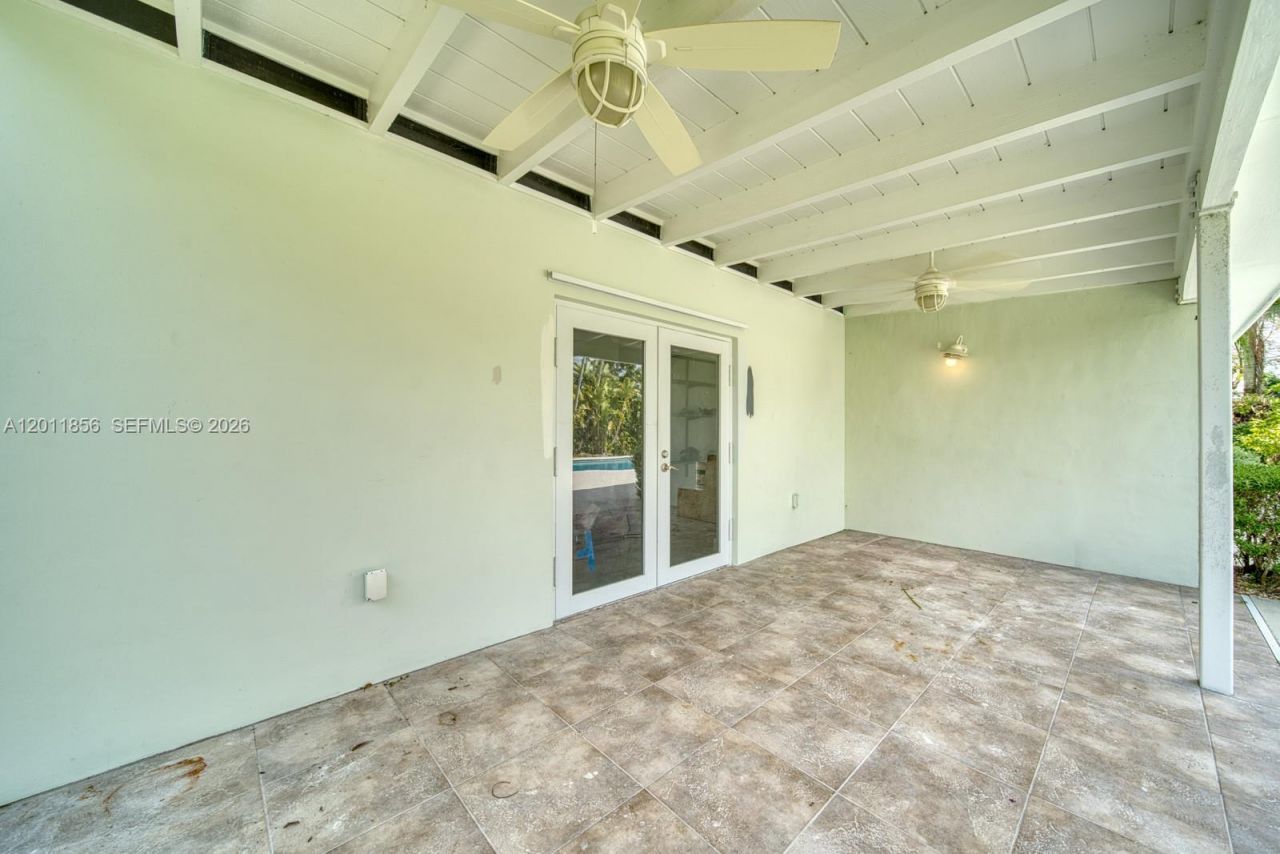 15730 SW 87th Ct , Palmetto Bay, FL 33157 Photo