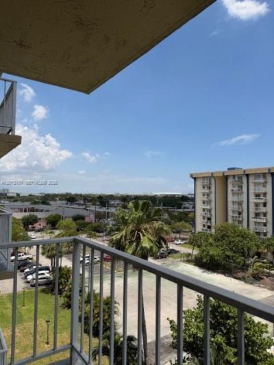 801 NW 47th Ave, Unit 717W, Miami, FL 33126 Photo