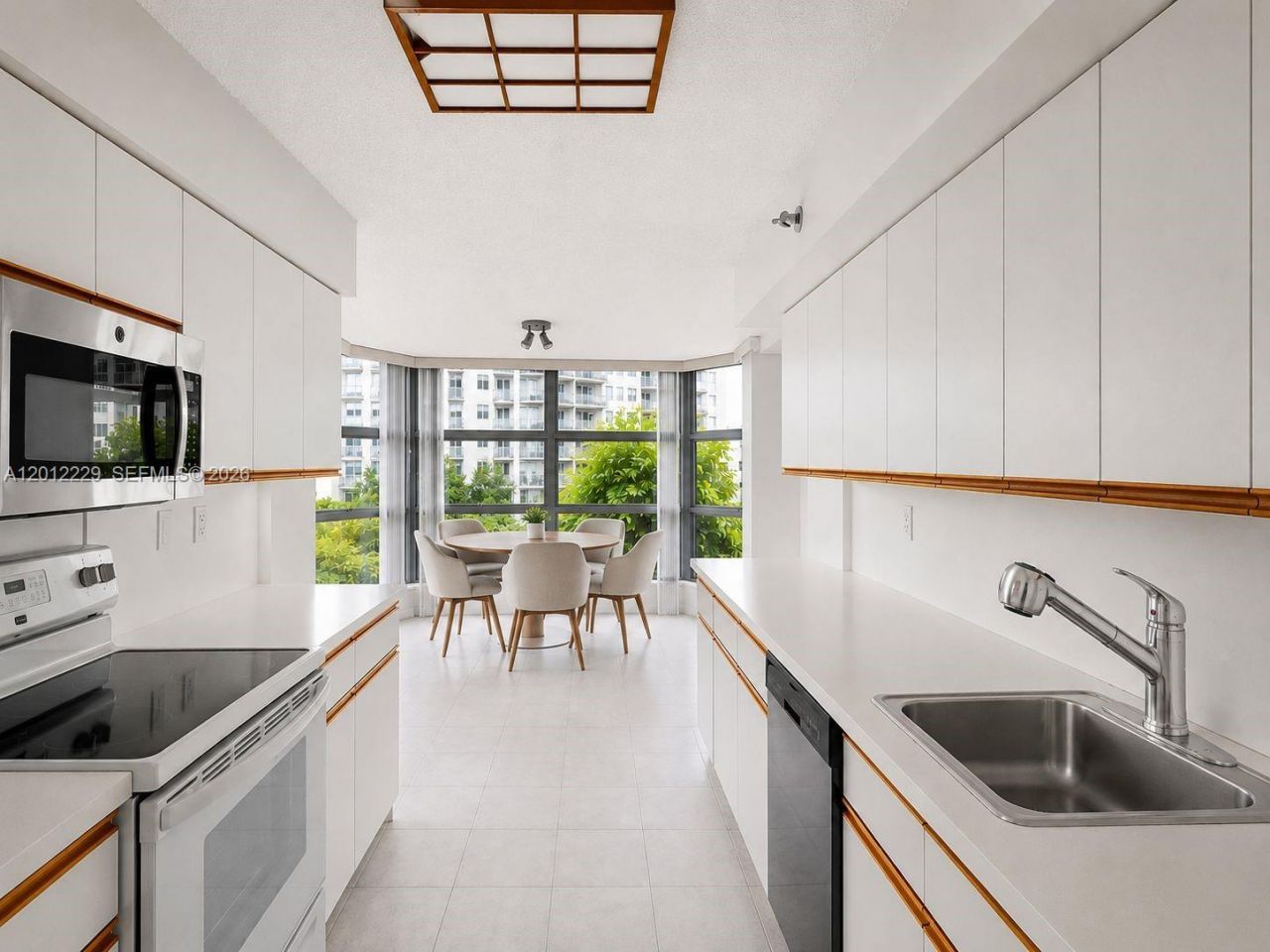 3400 NE 192nd St, Unit 504, Aventura, FL 33180 Photo