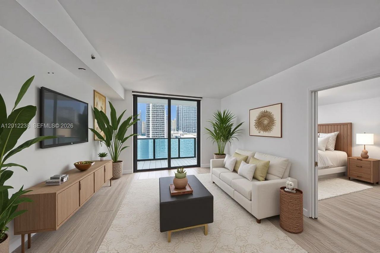45 SW 9th St , Unit 1604, Miami, FL 33130 Photo