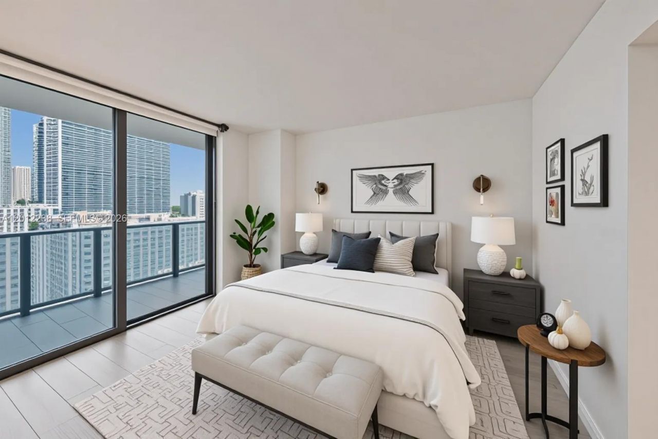 45 SW 9th St , Unit 1604, Miami, FL 33130 Photo