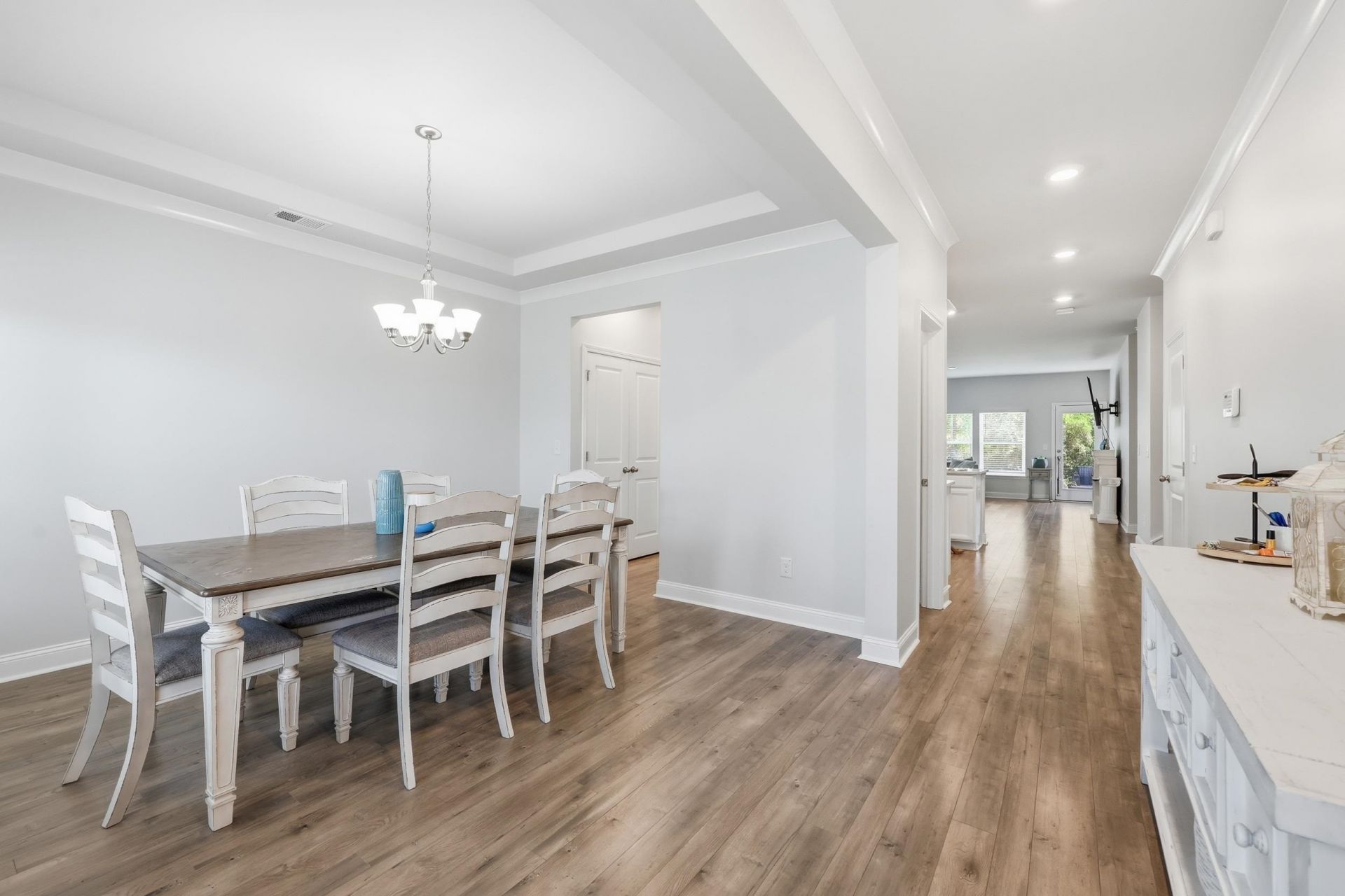 789 Summer Starling Pl. Photo 4