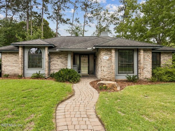 7364 SECRET WOODS Drive, Jacksonville, FL 32216