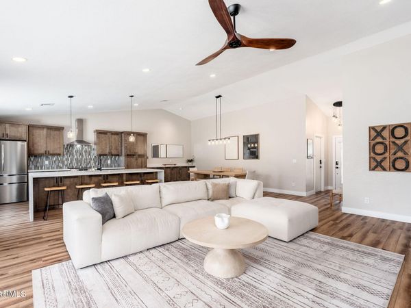 6202 E BETTY ELYSE Lane, Scottsdale, AZ 85254