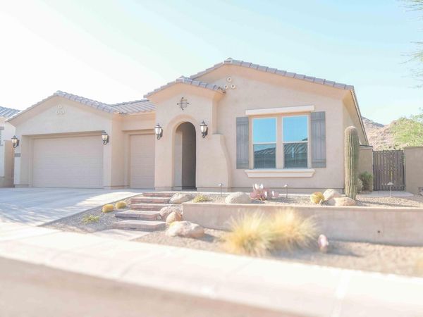 21238 W MINNEZONA Avenue, Buckeye, AZ 85396