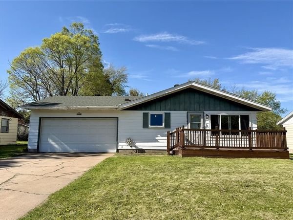 3214 Robin Road, Eau Claire, WI 54703