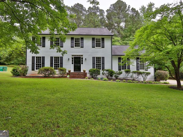1853 Windcrest Drive SW, Lilburn, GA 30047