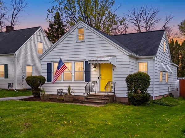 22 Vanduyne Avenue, Auburn, NY 13021