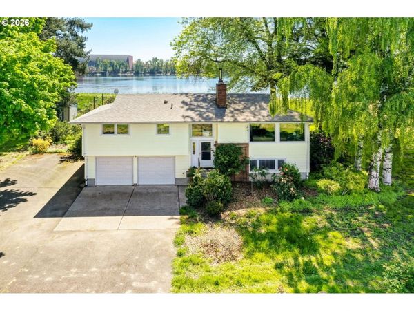 16530 NW GILLIHAN RD, Portland, OR 97231