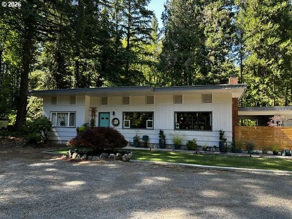 56629 MCKENZIE HWY, McKenzie Bridge, OR 97413