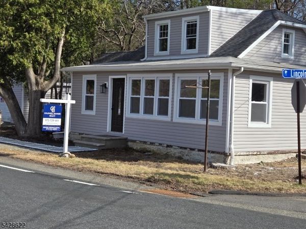 728 Glen Rd, Sparta, NJ 07871