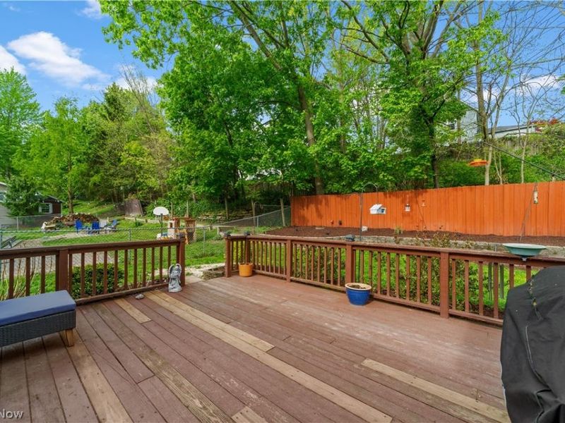 176 Pinewood Drive, Elyria, OH 44035 Photo 41