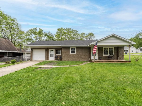 113 N Cherry Street, Augusta, MI 49012