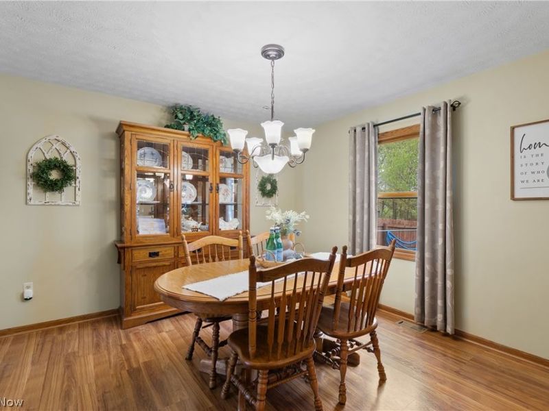1972 Springfield Lake Boulevard , Akron, OH 44312 Photo 14