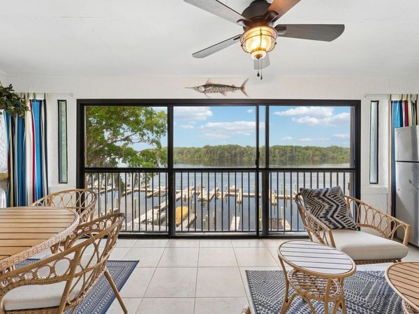 99 Broad River Pl, Unit 1306, Welaka, FL 32193