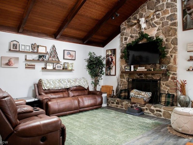 4805 Mcconnell East Road, Southington, OH 44470 Photo 15
