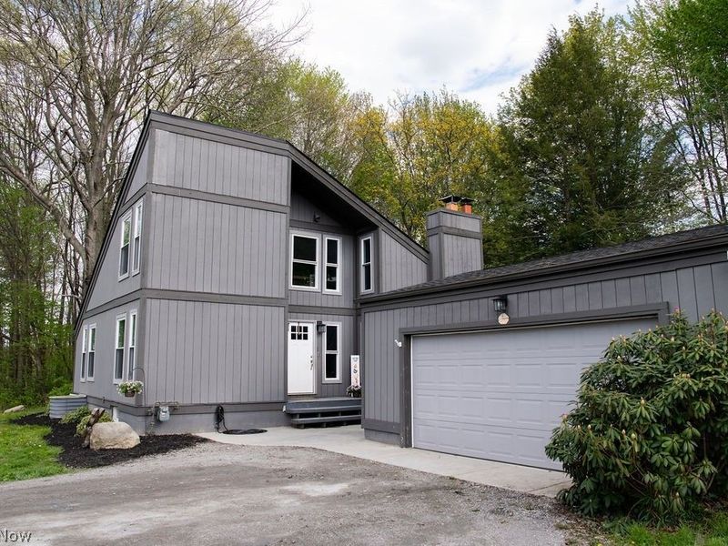 4805 Mcconnell East Road, Southington, OH 44470 Photo 2