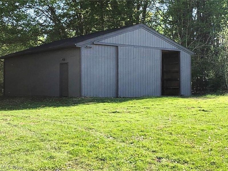 4805 Mcconnell East Road, Southington, OH 44470 Photo 7